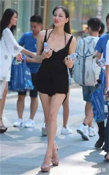 少校美丽的校娘