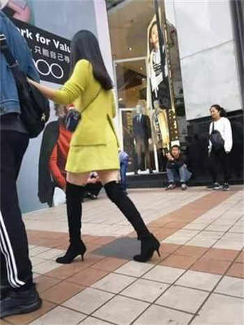透光裙子尴尬