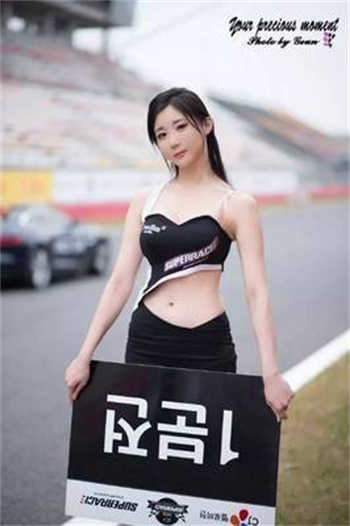 宽窄裙下的妈妈苏雅晴