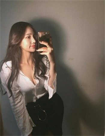 妻子在兼职