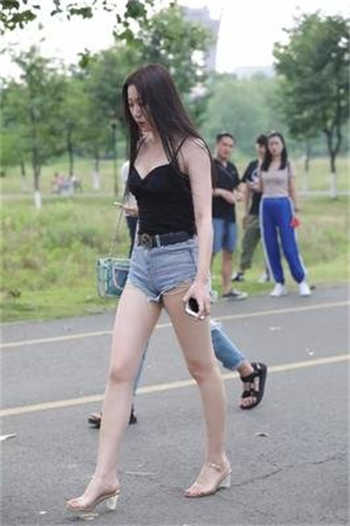 祝老师和狼叔迅雷