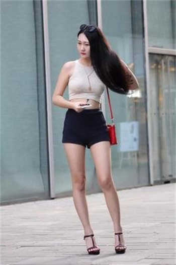 鸡为为什么身材好还漂亮