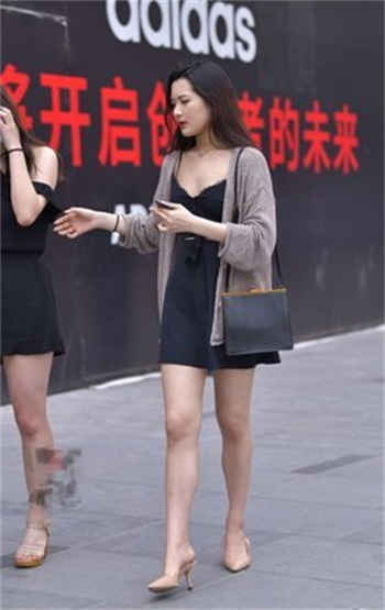 阴暗房间孤独少女冷狐版