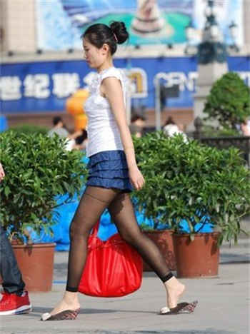 打私人部位作文男打女3000