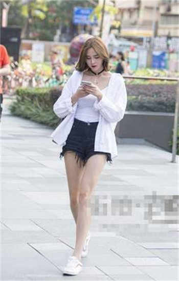 啄木鸟经典豪门贵妇