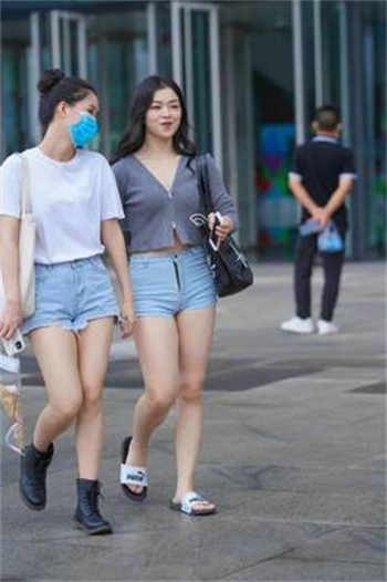 妈妈单位的王阿姨