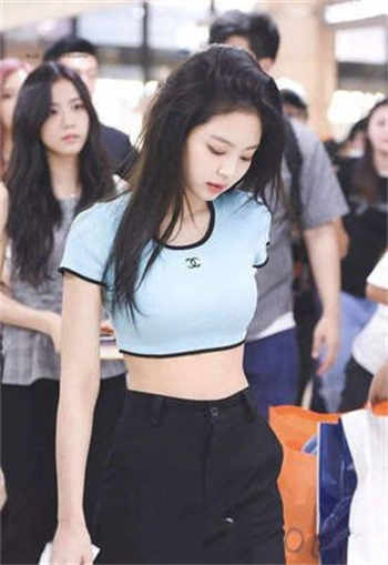 小莹和父亲梅开二度