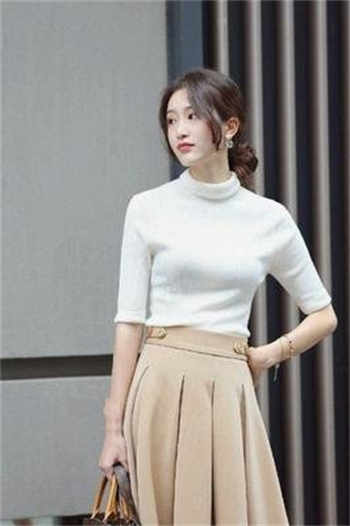 sw493第一个女主名字