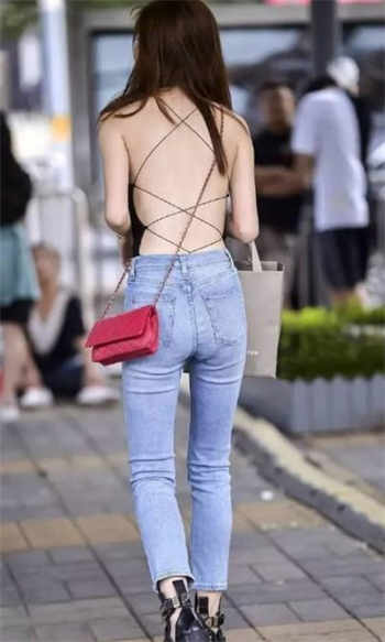 反派暴君的团宠崽崽