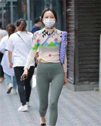 新娘发请帖被前任试车